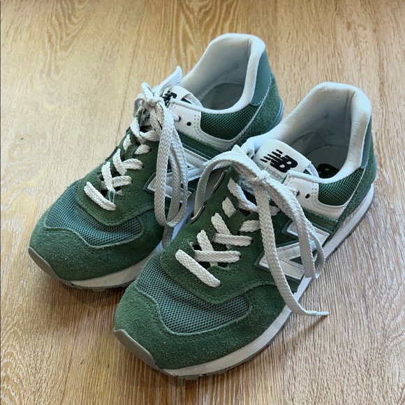 New Balance 574 Sneakers - Picture 1 of 5